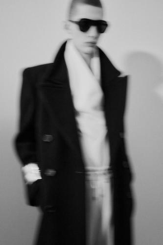 SAINT-LAURENT WINTER23 BACKSTAGE 09 HR