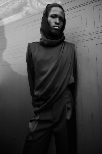 SAINT-LAURENT WINTER23 BACKSTAGE 12 HR