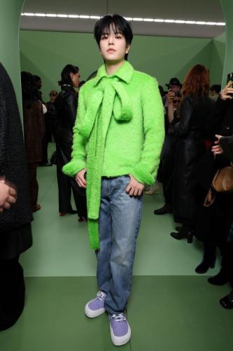 Loewe : Front Row - Paris Fashion Week - Womenswear Fall/Winter 2024-2025