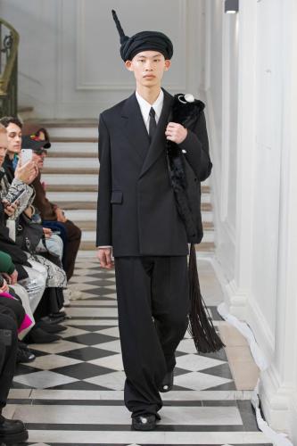 Sean-Suen fw23 runway press look05