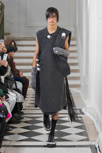 Sean-Suen fw23 runway press look06