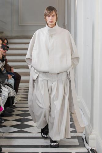 Sean-Suen fw23 runway press look09