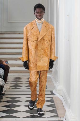 Sean-Suen fw23 runway press look12