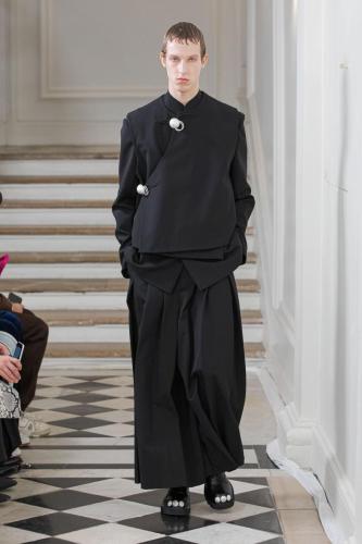 Sean-Suen fw23 runway press look25