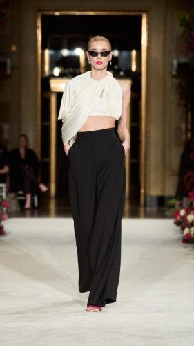 Siriano-F23-077