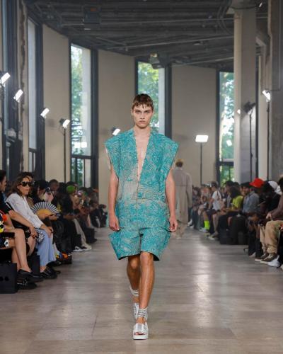 Songzio ss24 runway press look16