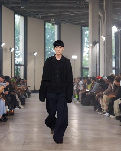 Songzio ss24 runway press look27