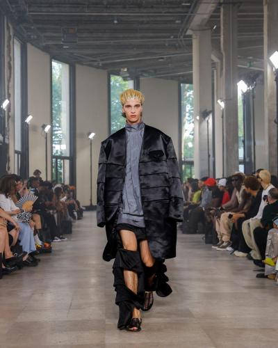Songzio ss24 runway press look36