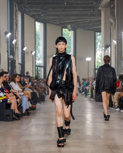 Songzio ss24 runway press look46