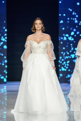 Sposa-Curvy-@Si-Sposaitalia-Collezioni-2024-15