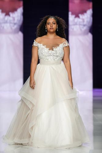 Sposa-Curvy-@Si-Sposaitalia-Collezioni-2024-27