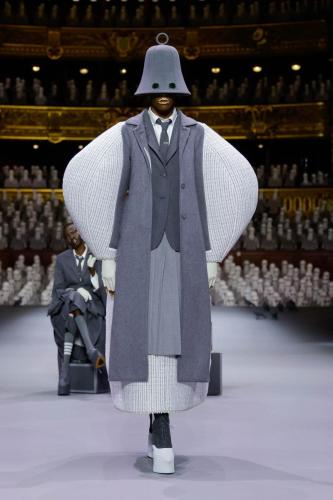 TB ss24 Look 28