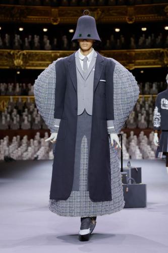 TB ss24 Look 32