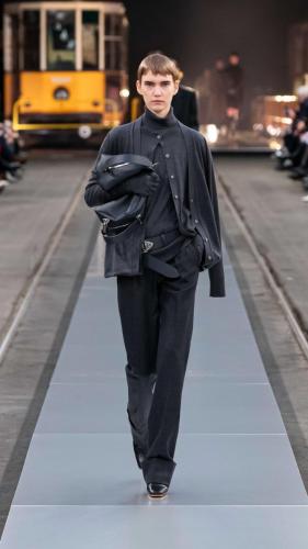 TODS MFW FW 24-25 WOMENS LOOK 16 A