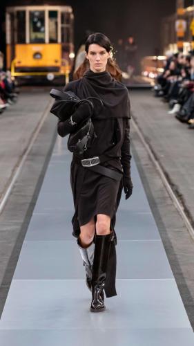 TODS MFW FW 24-25 WOMENS LOOK 20 A