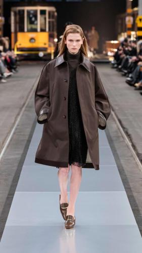 TODS MFW FW 24-25 WOMENS LOOK 30 A