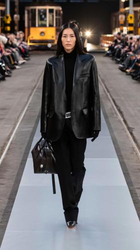 TODS MFW FW 24-25 WOMENS LOOK 37 A