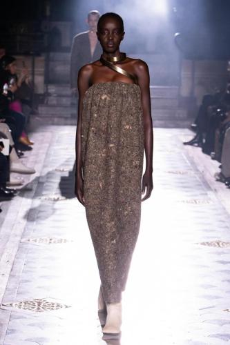 Uma-Wang-RTW-FW23-Look-01