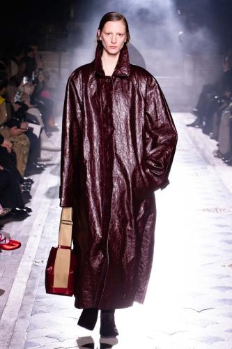 Uma-Wang-RTW-FW23-Look-04