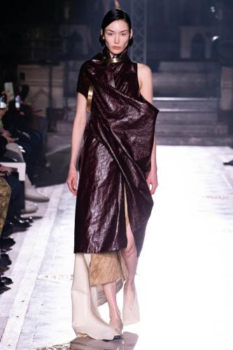 Uma-Wang-RTW-FW23-Look-08