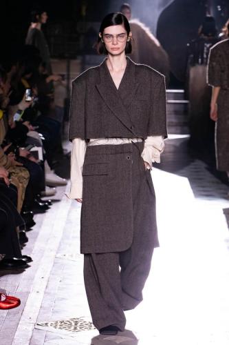 Uma-Wang-RTW-FW23-Look-15