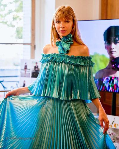 Ungaro-FirstCycle-88
