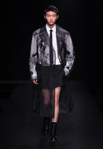 VALENTINO HCS23 028