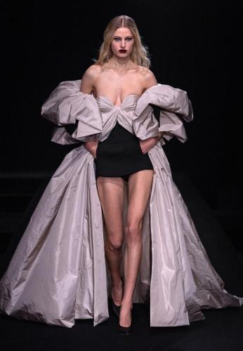 VALENTINO HCS23 087