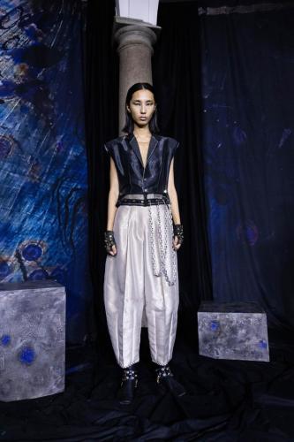 Vivier-SS24-presentation-looks-by-Eva-Losada 0007