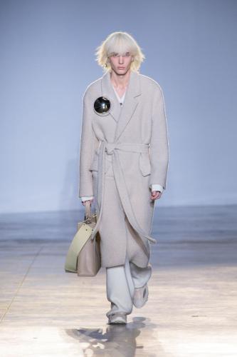 Wooyoungmi fw23 runway press look02