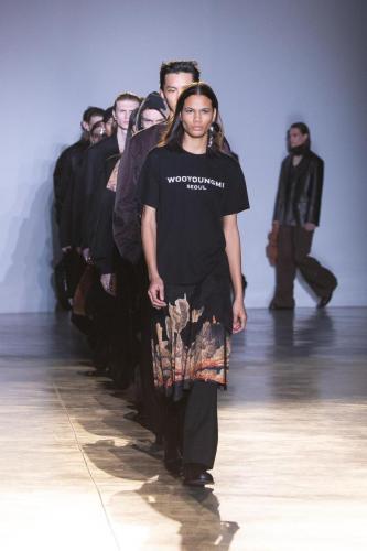 Wooyoungmi fw23 runway press look48