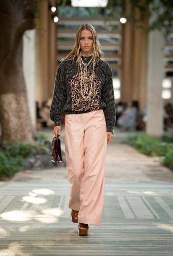 chanel 008 2022-23-metiers-dart-show-HD