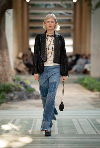 chanel 037 2022-23-metiers-dart-show-HD