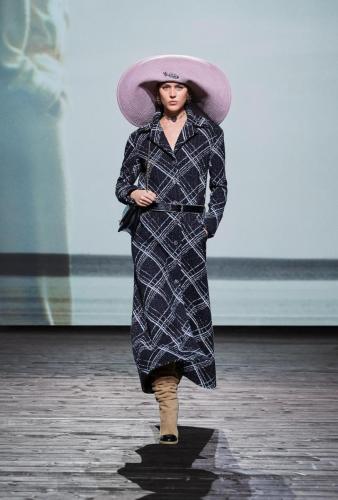 chanel look-002 fw-2024-25-rtw-HD