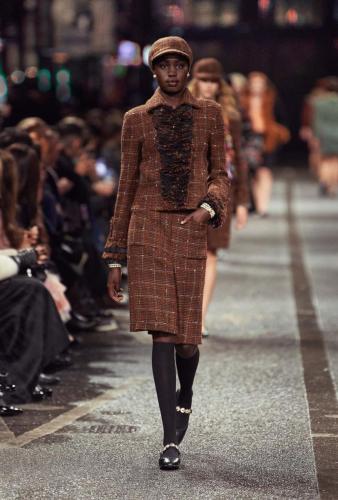 chanel look-019 2023-24-metiers-dart-collection-HD