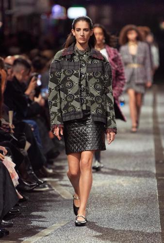 chanel look-025 2023-24-metiers-dart-collection-HD