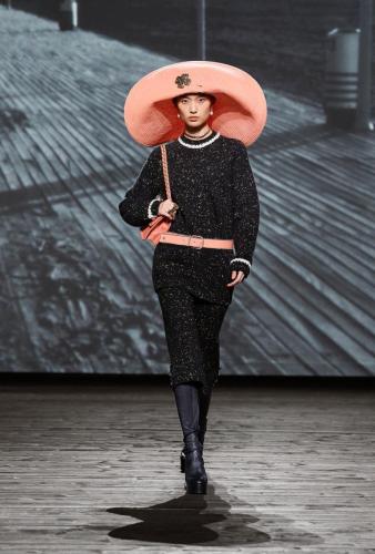 chanel look-043 fw-2024-25-rtw-HD
