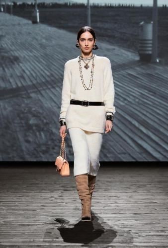 chanel look-044 fw-2024-25-rtw-HD