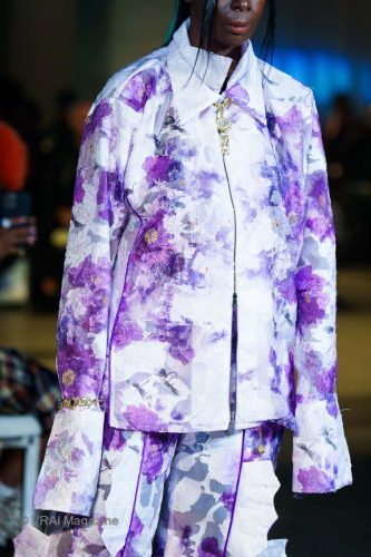 lenchanteur-details-4