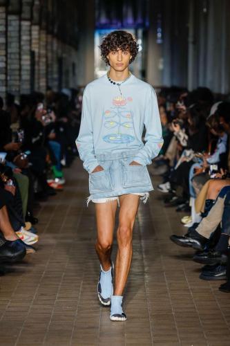 look0010
