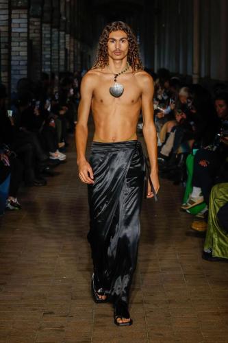 look0018
